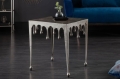 Srebrny industrialny  stolik LANDE kwadratowy blat 50 cm aluminium