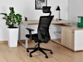 Regulowany fotel ergonomiczny tapicerowany tkaniną materiałową, ERNO
