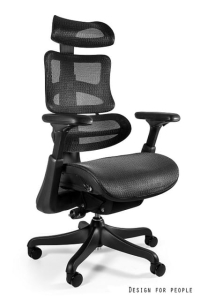 Regulowany fotel ergonomiczny tapicerowany czarną siatką, aluminiowa podstawa EV13