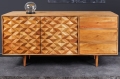 Komoda 145 cm z litego drewna akacjowego w kolorze miodowym, LUXE