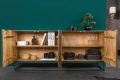 Ciemnobrązowa komoda z drewna mango, fronty 3D, metalowe nogi 177 cm OLED