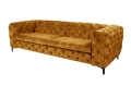 Pikowana sofa trzyosobowa, w kolorze musztardowym 235 cm RUSTIC