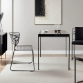 Ażurowe czarne krzesło RAS, w całości metalowe