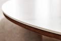 Stół z blatem ceramicznym o wyglądzie marmuru, fornir z drewna orzechowego 120 cm VINERA